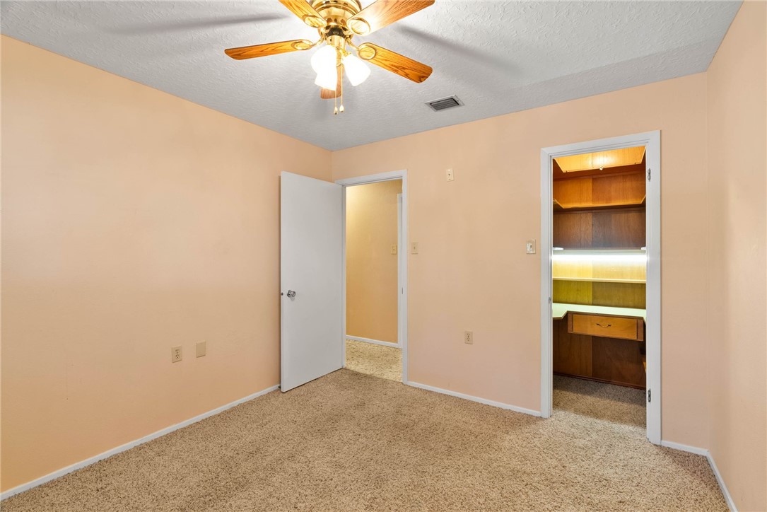 6622 Sahara Dr Property Photo 21