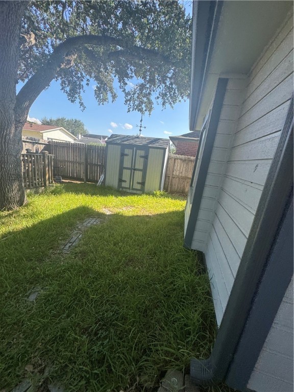 7221 Pepper Ridge Road Property Photo 4