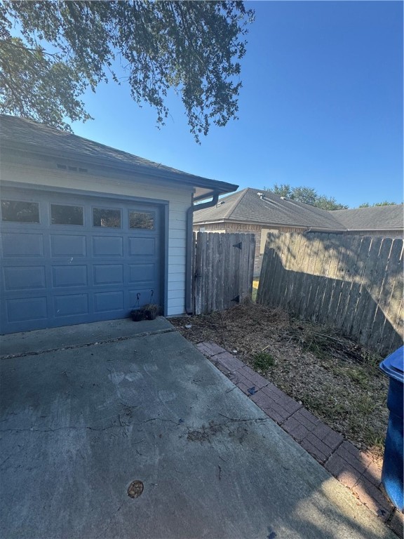 7221 Pepper Ridge Road Property Photo 6