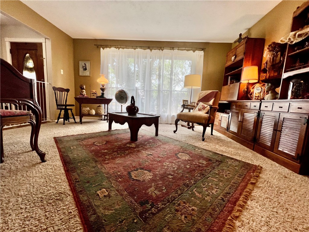 6306 Revolution Dr Property Photo 9