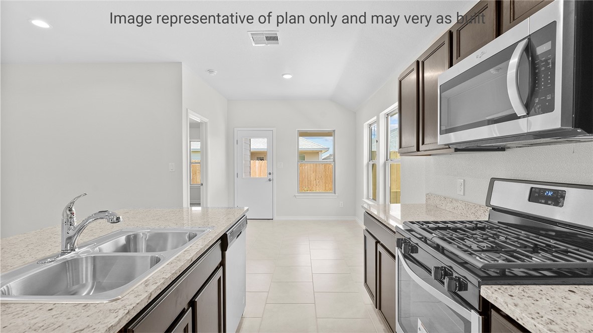 6205 Olivia St Property Photo 14