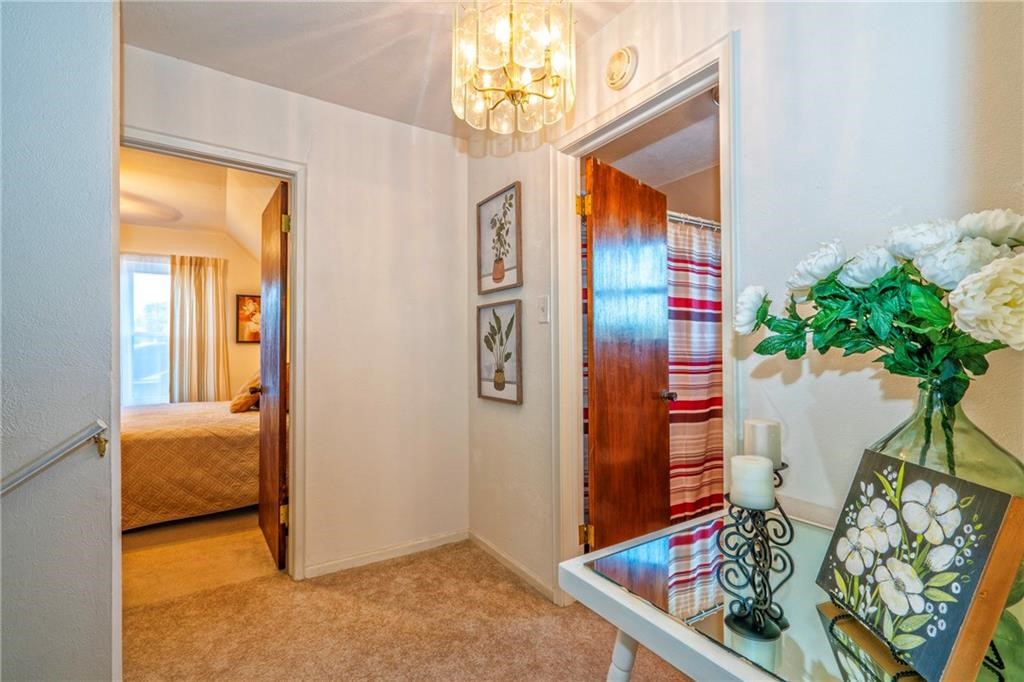 2614 Linn St Property Photo 13