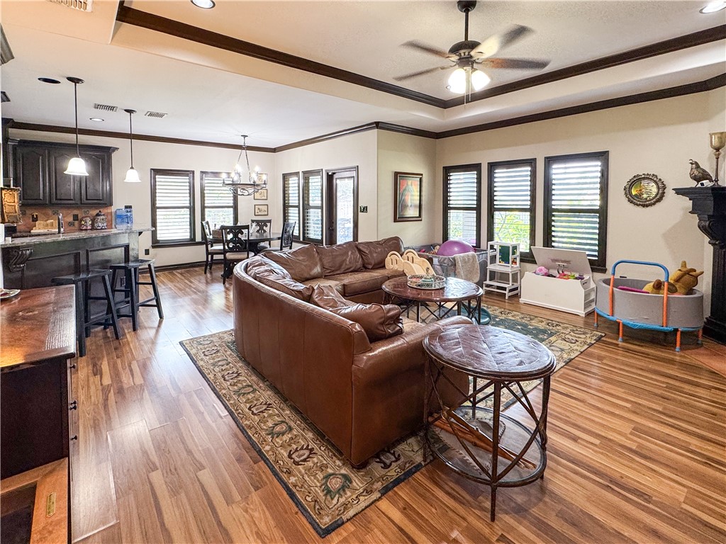 15357 Chianti Ln Property Photo 5