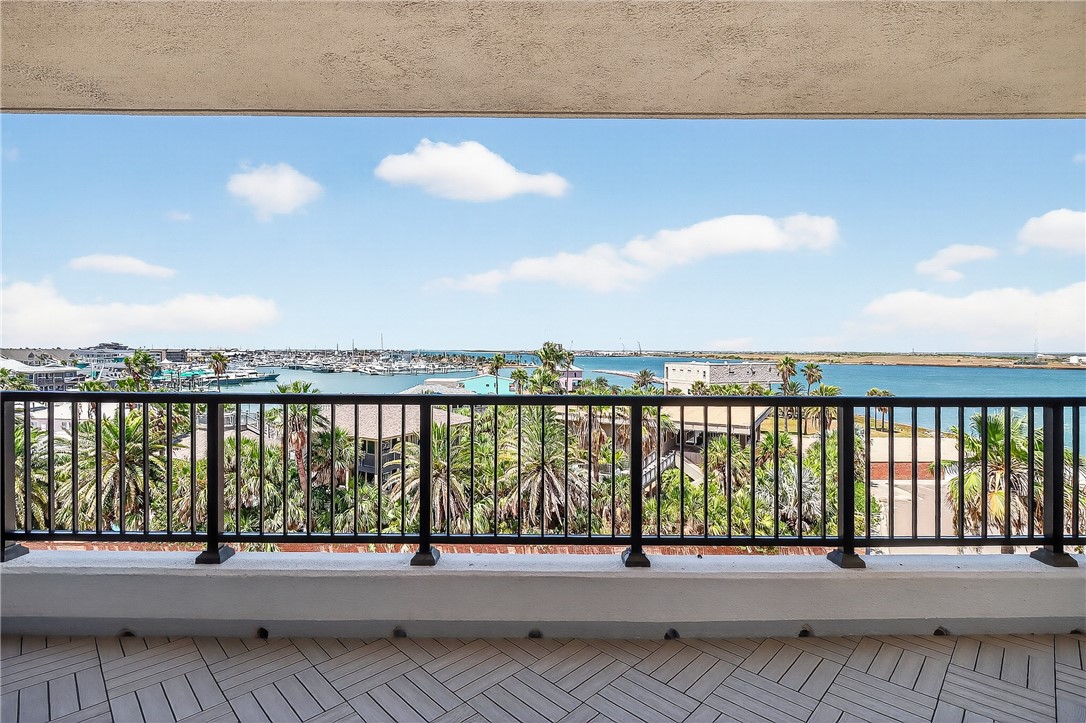 1000 N Station 413 Property Photo 16