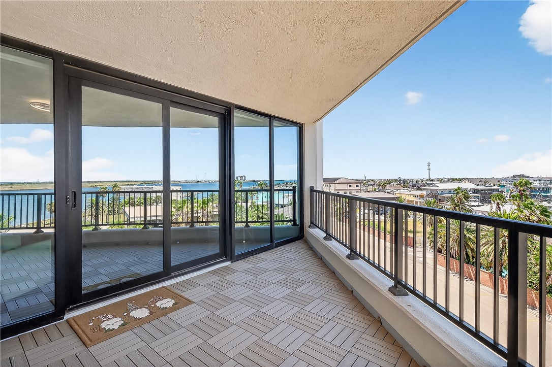 1000 N Station 413 Property Photo 17