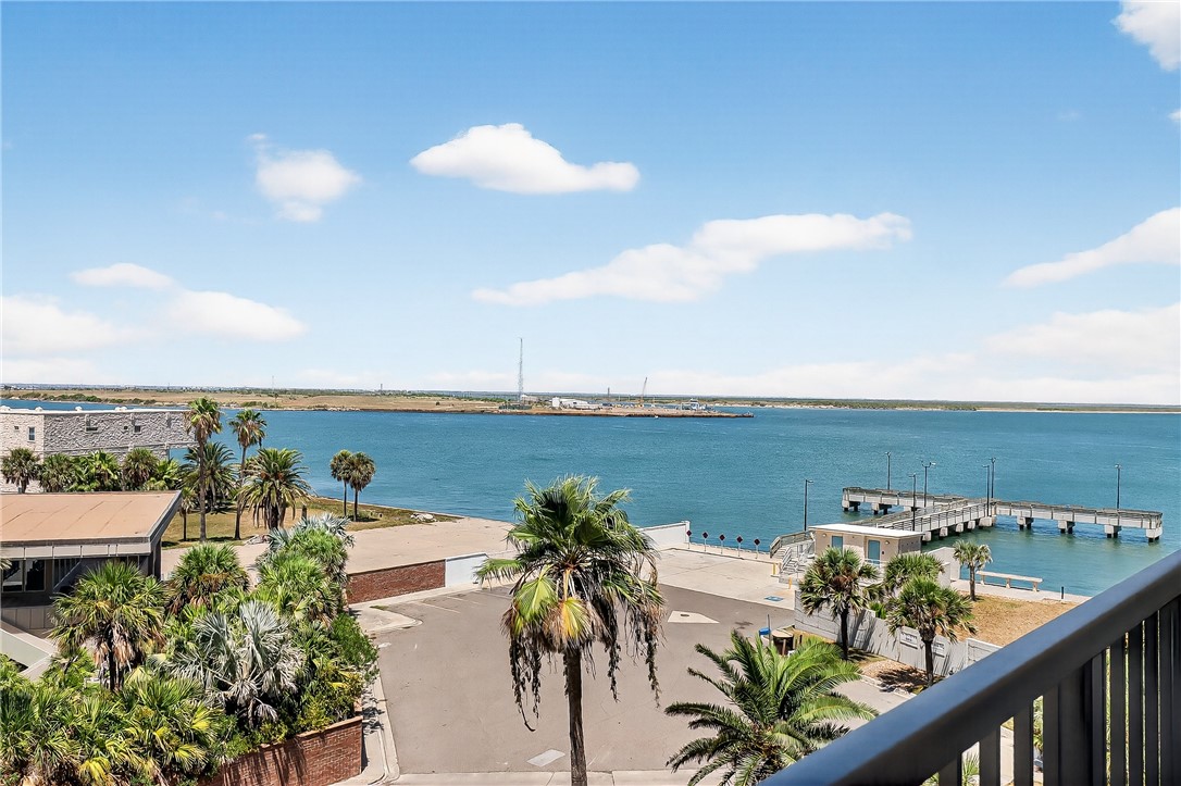 1000 N Station 413 Property Photo 18