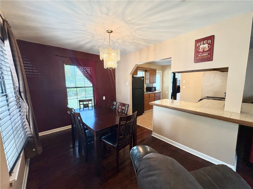 2126 Harvard St Property Photo 8