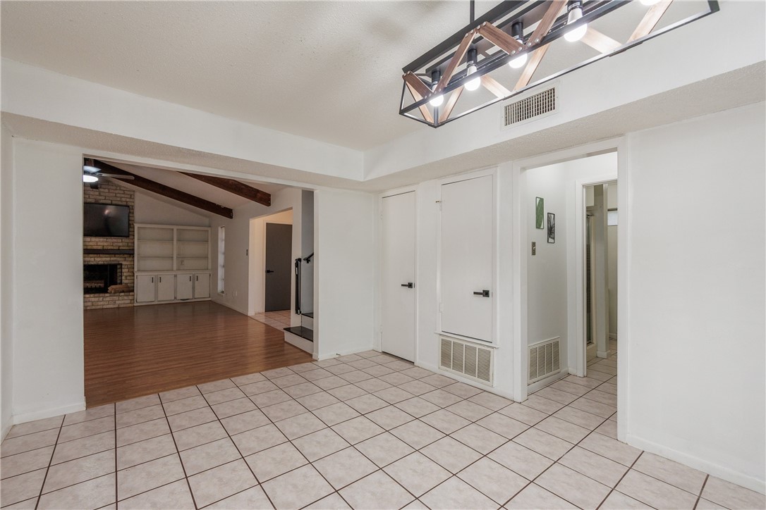 212 San Saba Dr Property Photo 9