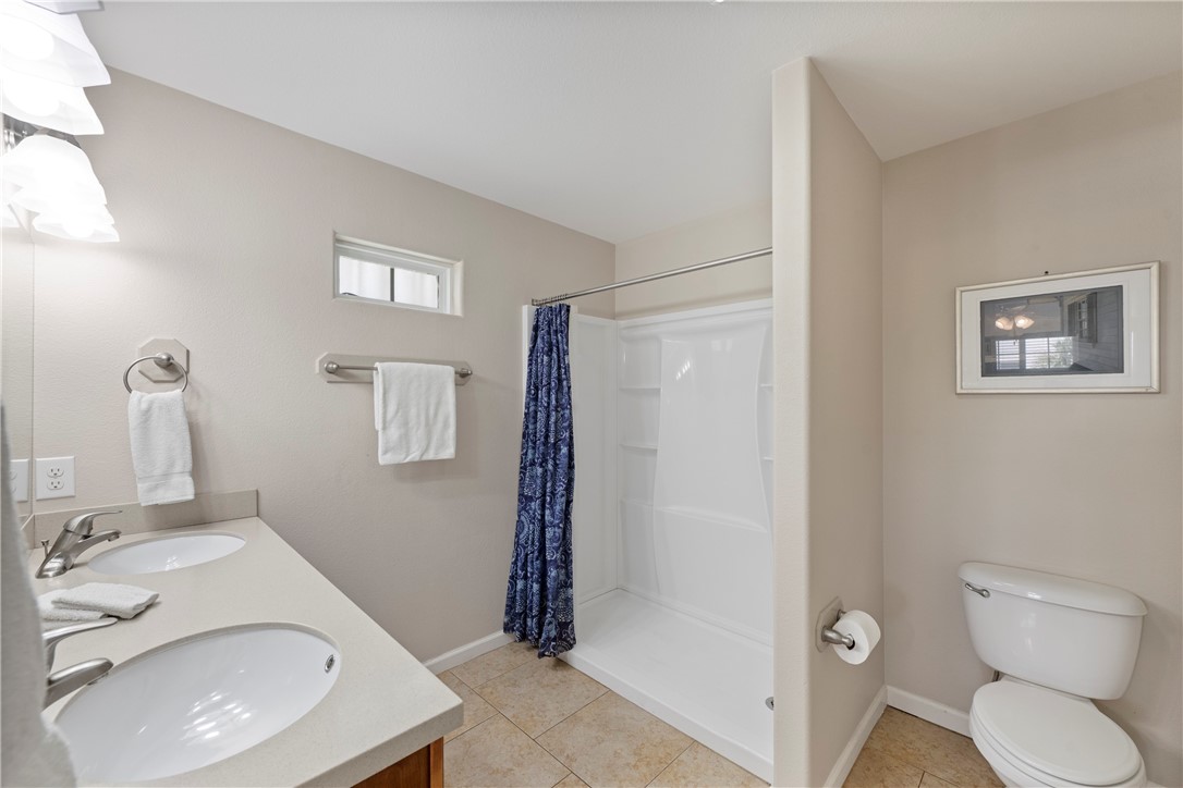 419 Spencers Landing Property Photo 16