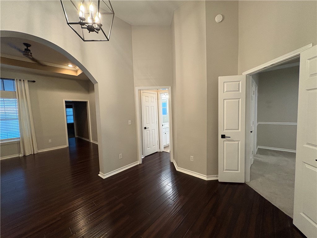 6202 Lourdes St Property Photo 4