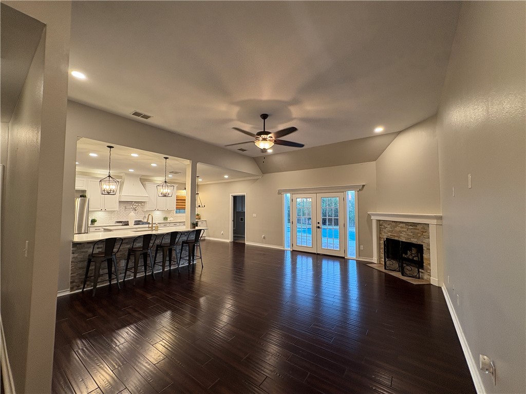 6202 Lourdes St Property Photo 19