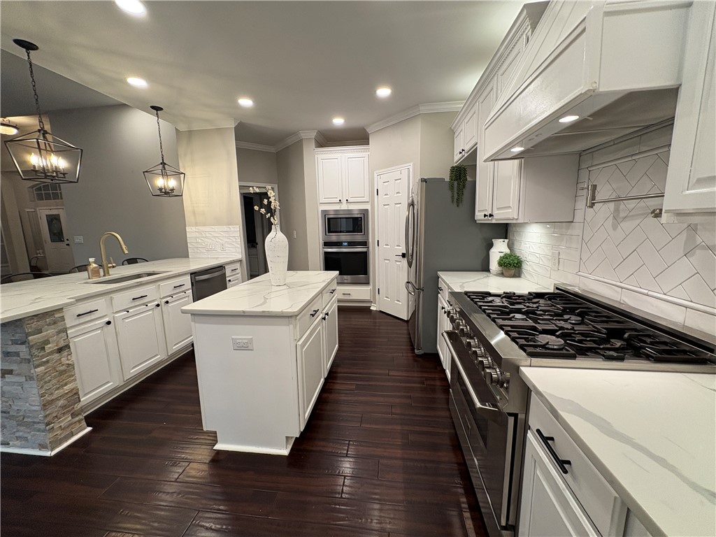 6202 Lourdes St Property Photo 23