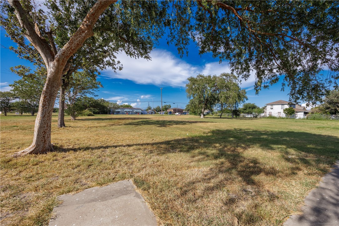 0 Main Ave W Property Photo 7