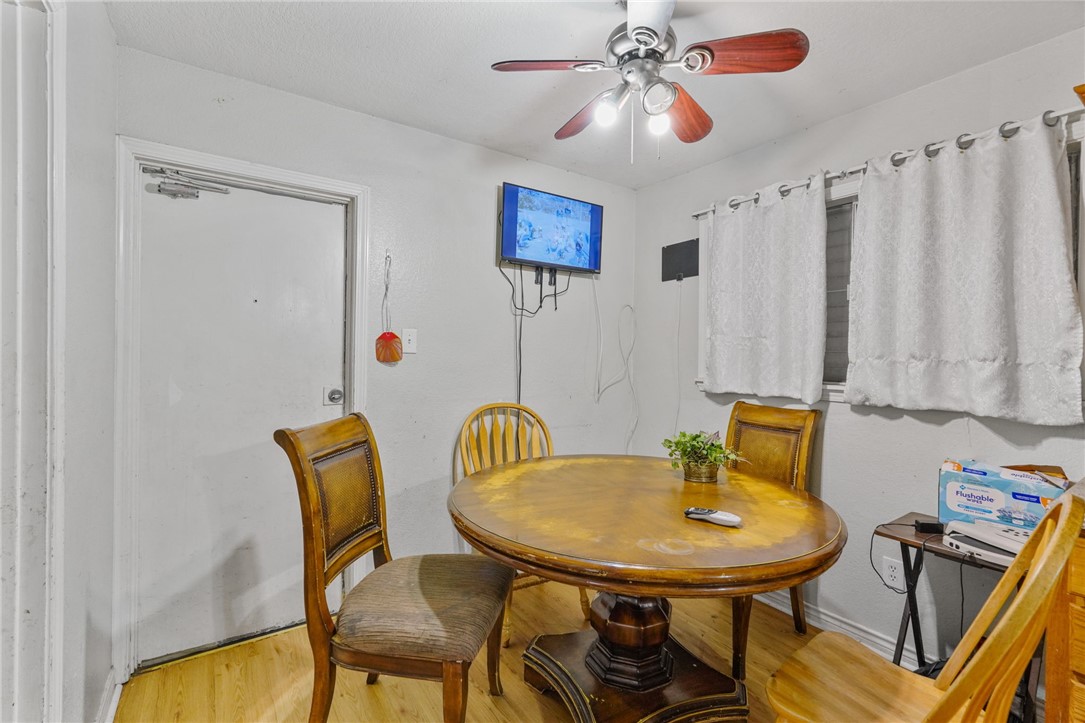 801 Pyramid Dr Property Photo 5