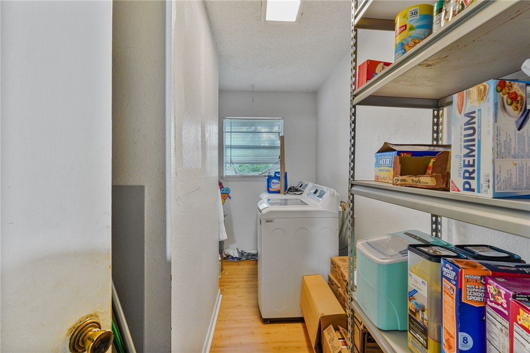 801 Pyramid Dr Property Photo 15