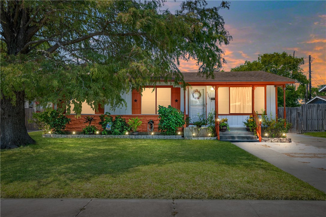 4505 Moravian Dr Property Photo 1