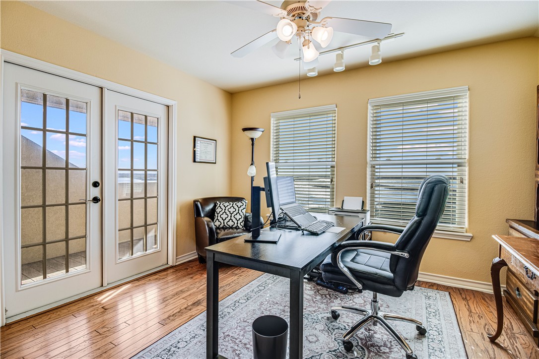 20 Southpointe Circ Property Photo 13