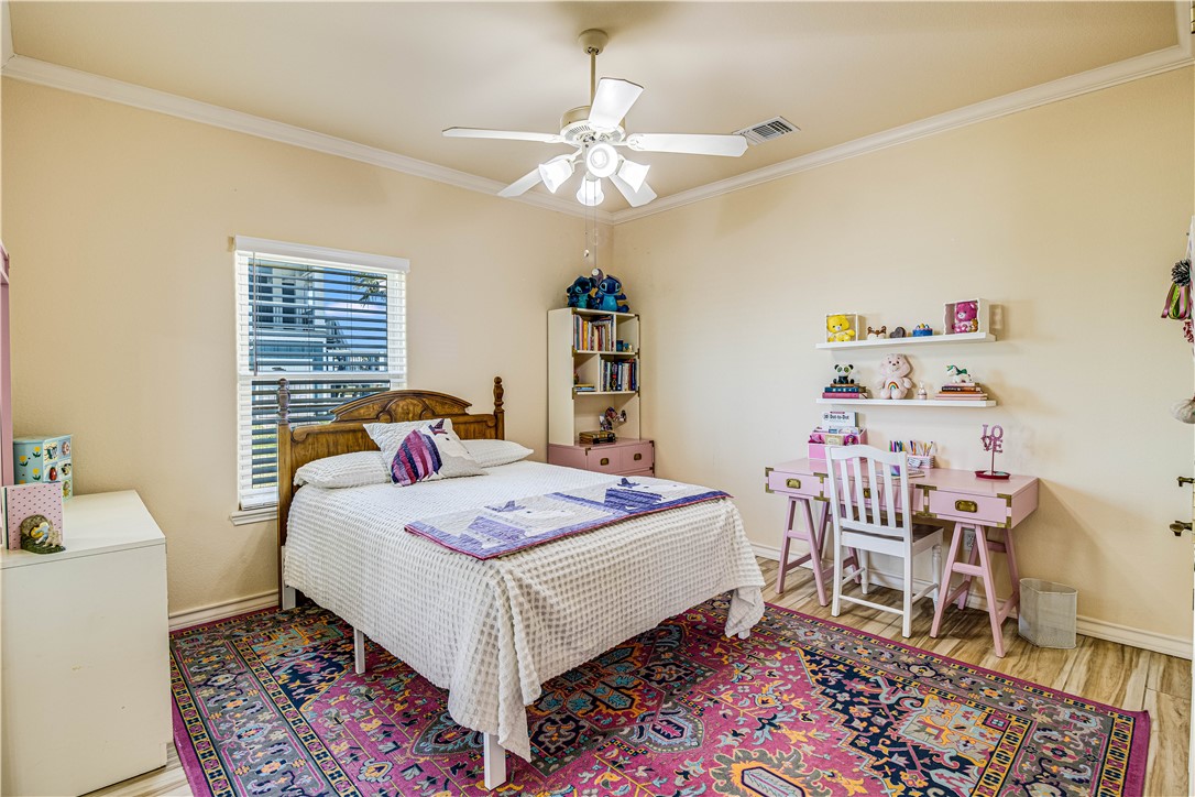 20 Southpointe Circ Property Photo 31