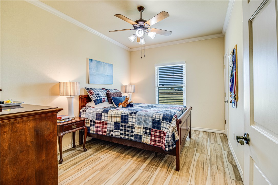 20 Southpointe Circ Property Photo 32