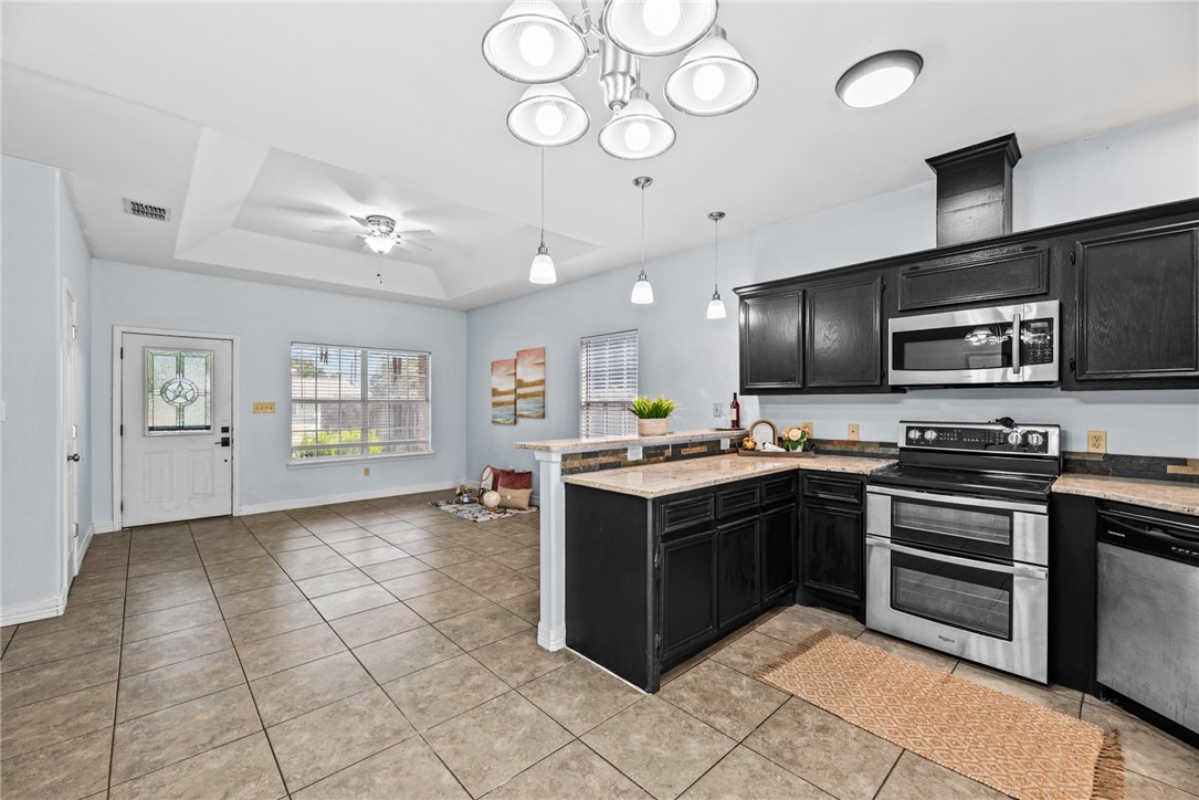 758 Gibson Dr Property Photo 8