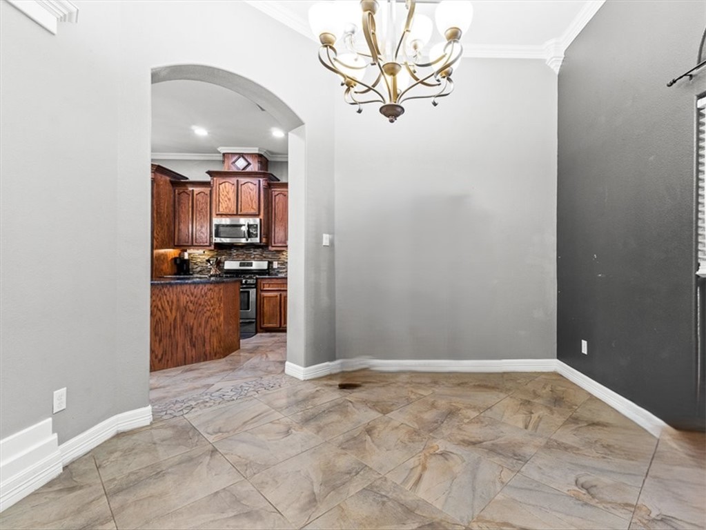 8245 Rock Crest Dr Property Photo 4