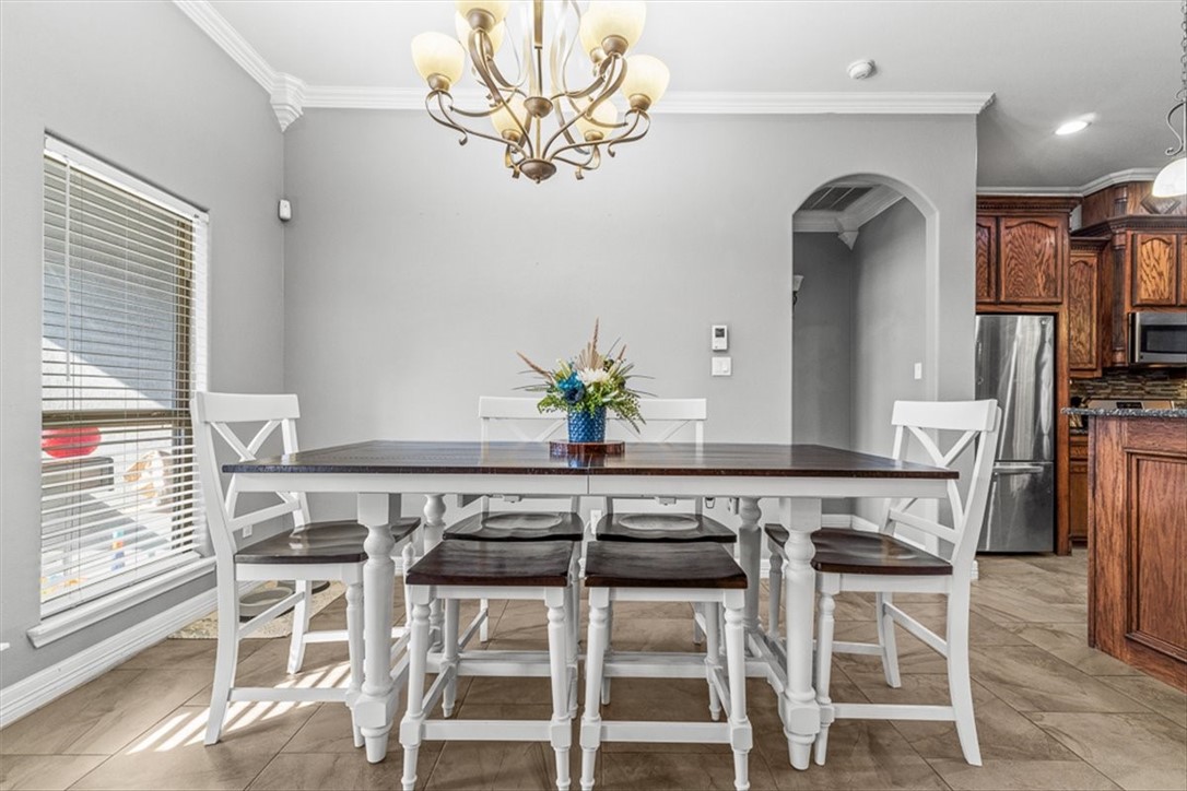 8245 Rock Crest Dr Property Photo 7