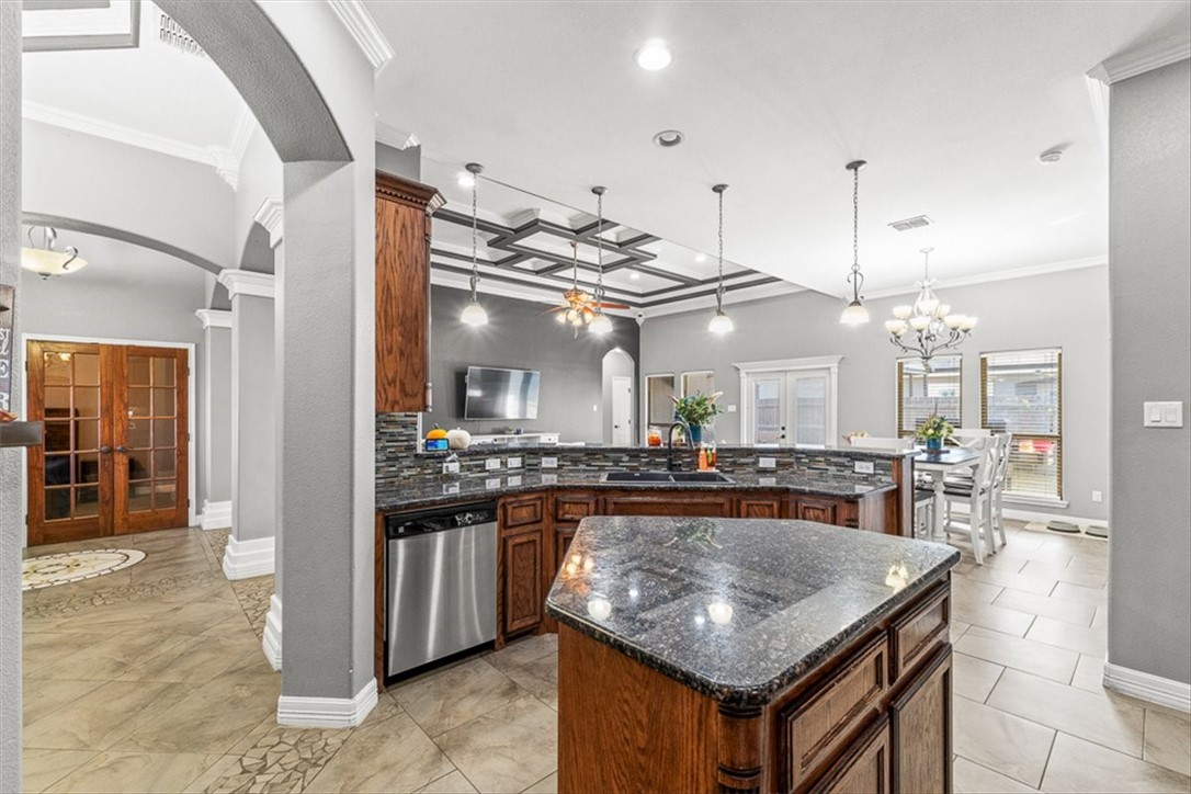 8245 Rock Crest Dr Property Photo 12