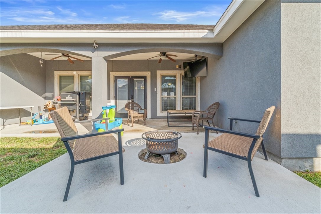 8245 Rock Crest Dr Property Photo 24