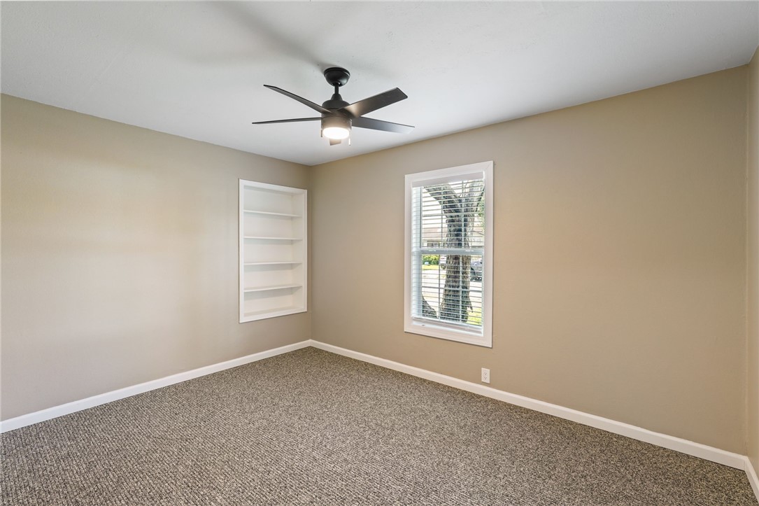 3702 Harris Dr Property Photo 6