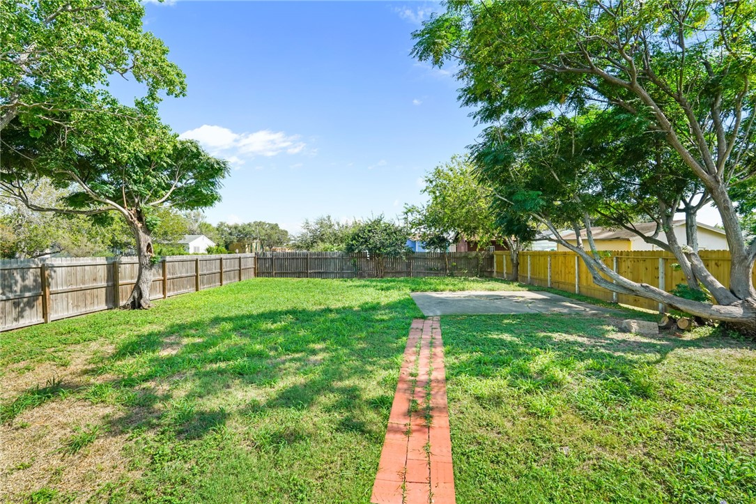 3702 Harris Dr Property Photo 12