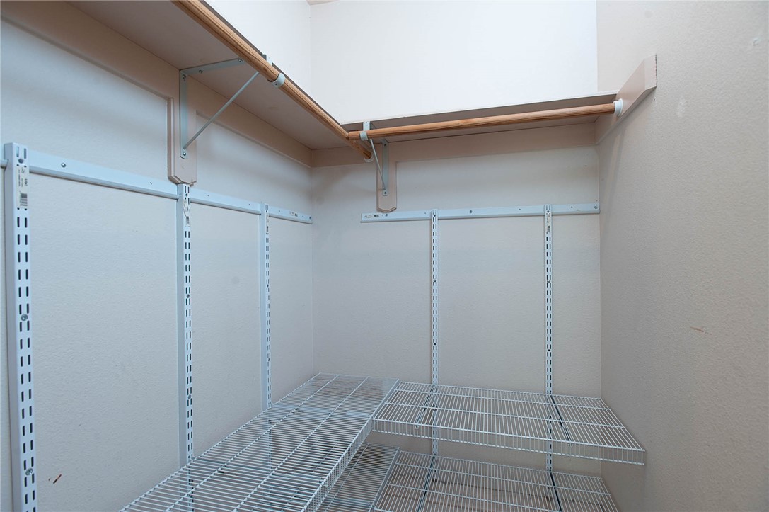 7029 Sun Wood Dr Property Photo 25