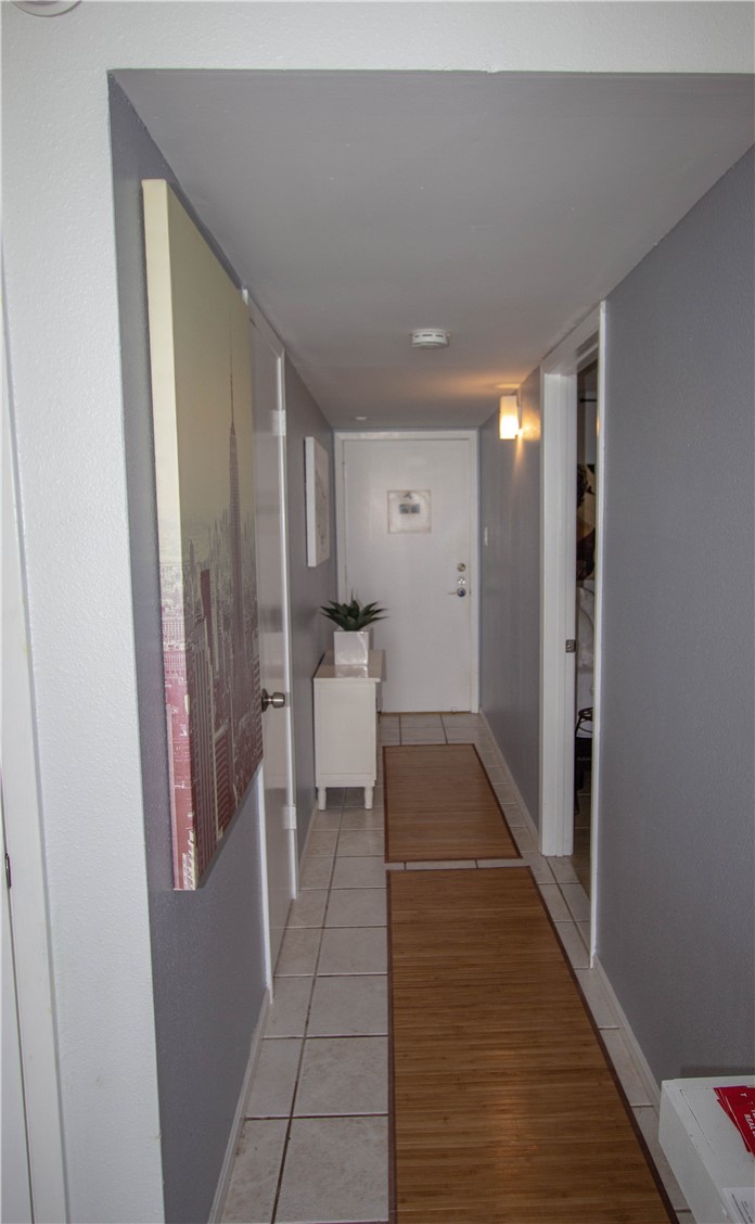 4334 E Ocean Dr 203 Property Photo 4