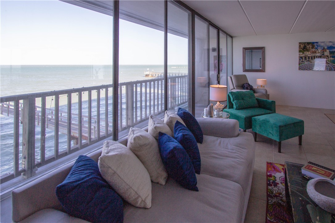 4334 E Ocean Dr 203 Property Photo 7