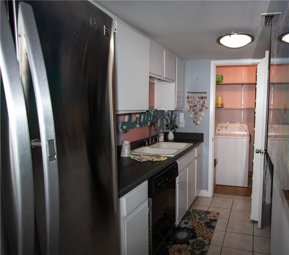 4334 E Ocean Dr 203 Property Photo 11
