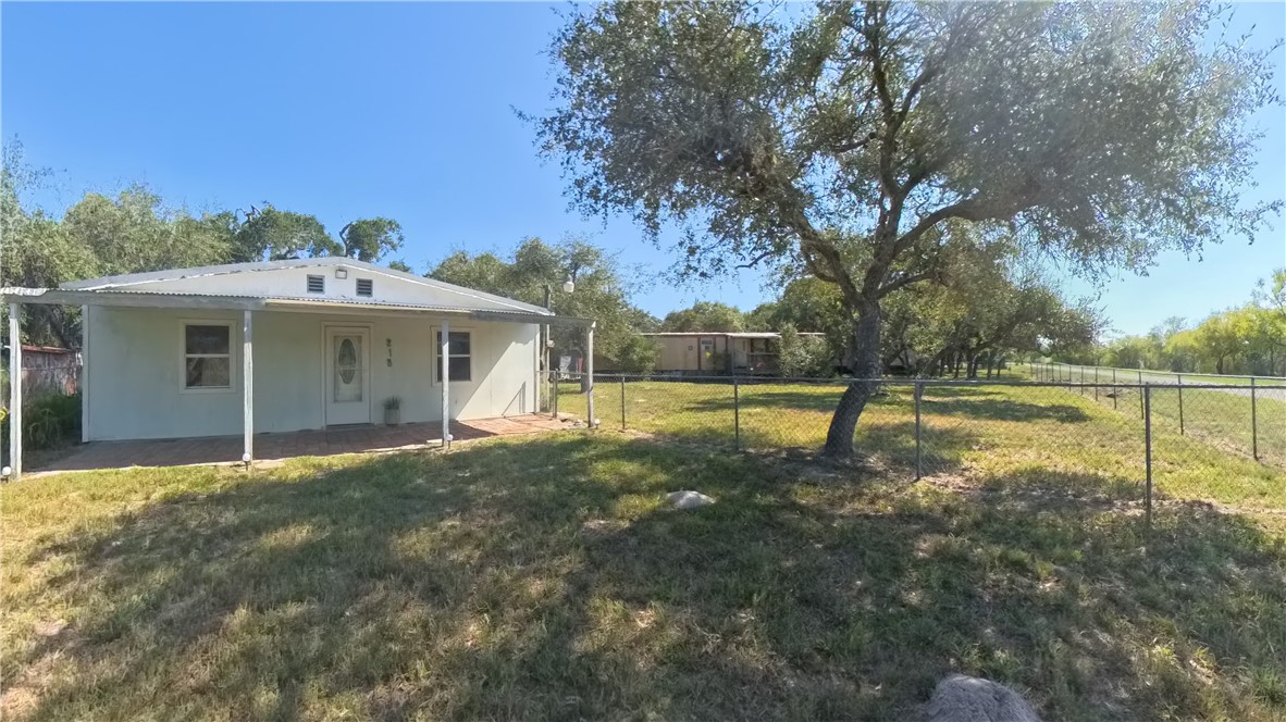 219 Lakeview Dr Property Photo 1