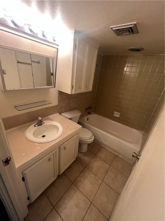 3030 Santa Fe St 4 Property Photo 4