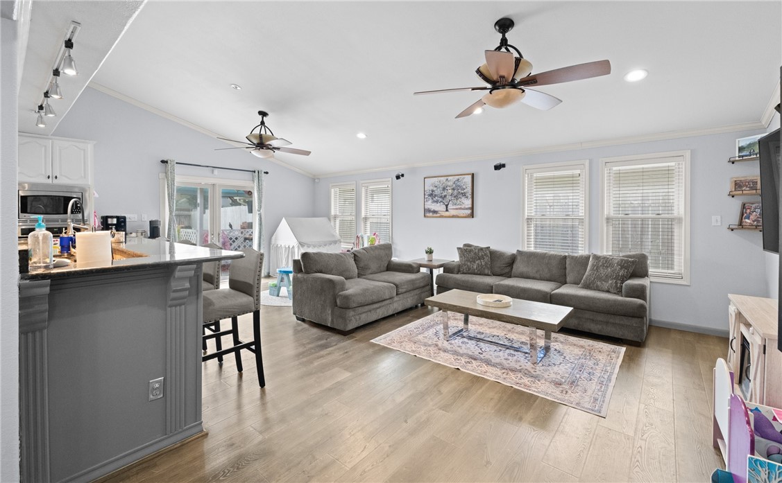 5337 Inverness Dr Property Photo 16