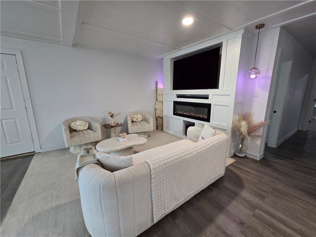 7092 County Road 4121 Property Photo 7