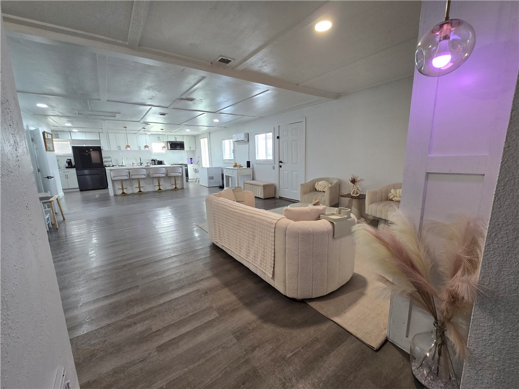 7092 County Road 4121 Property Photo 8