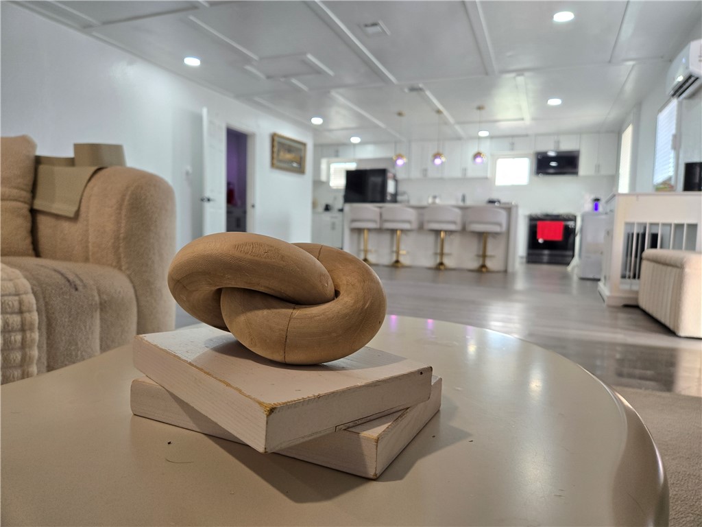 7092 County Road 4121 Property Photo 10