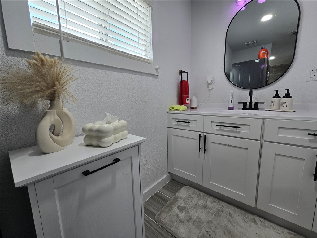 7092 County Road 4121 Property Photo 16