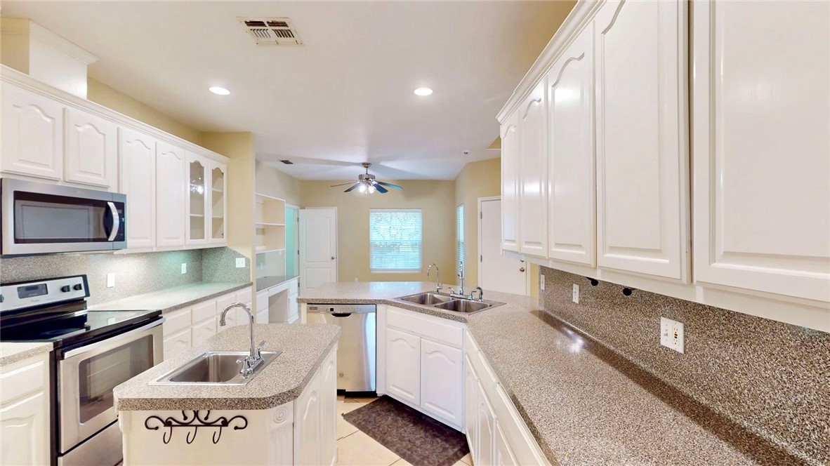 2308 County Road 1942 Property Photo 14