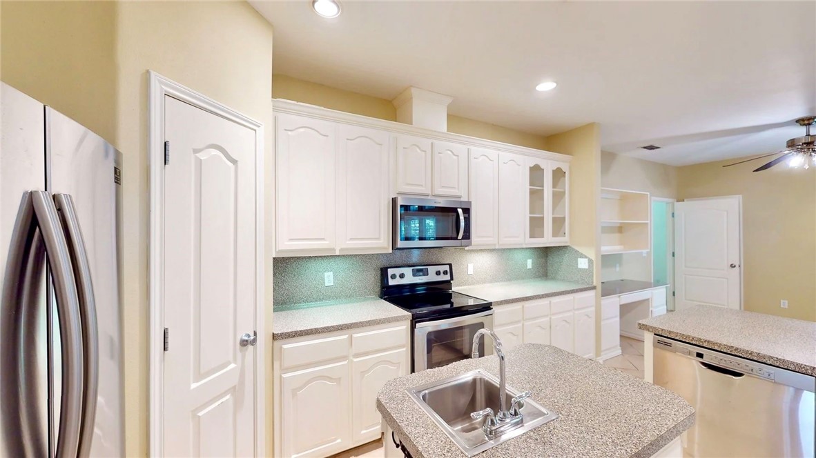 2308 County Road 1942 Property Photo 16