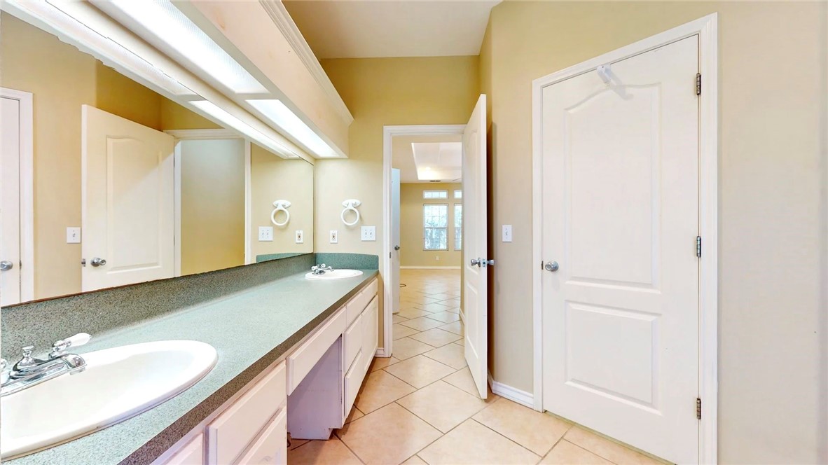 2308 County Road 1942 Property Photo 24