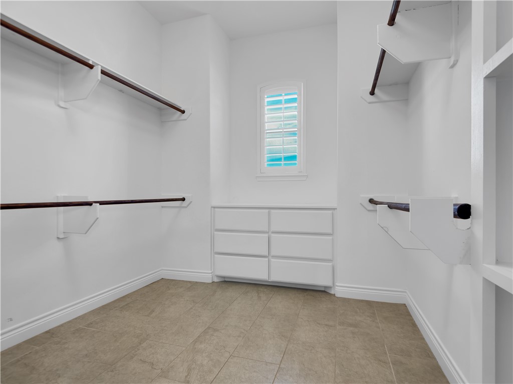 6209 Lago Vista Dr Property Photo 24