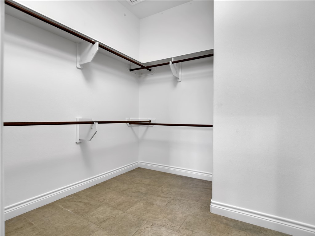 6209 Lago Vista Dr Property Photo 25