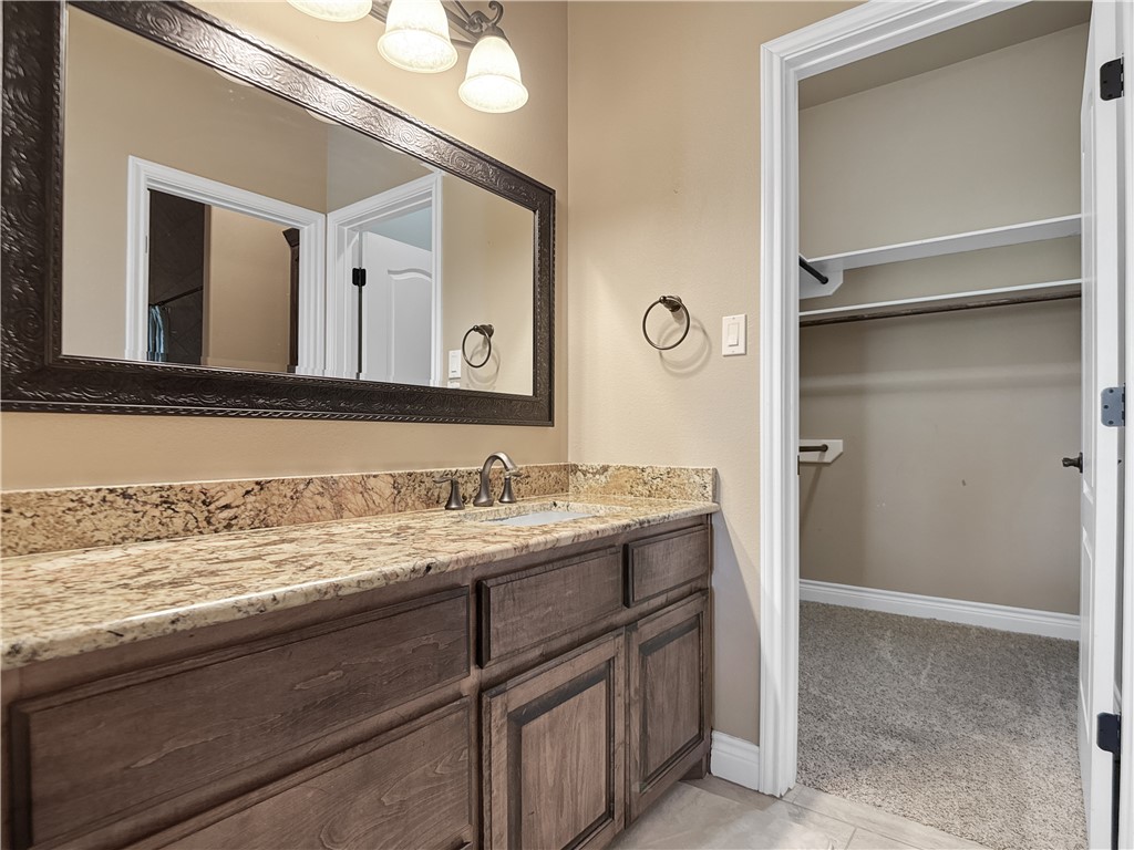 6209 Lago Vista Dr Property Photo 30