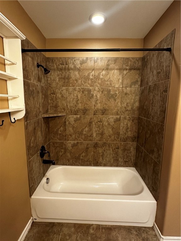 6705 Battery Park Ct Property Photo 16