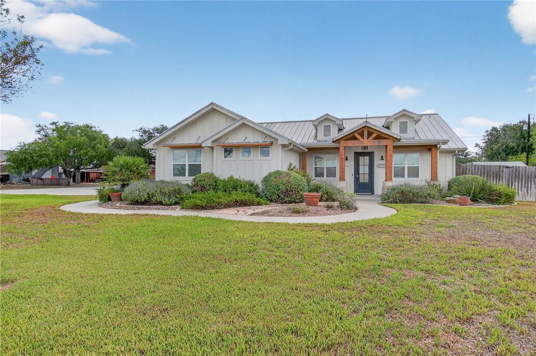 701 South Metz St Property Photo 1