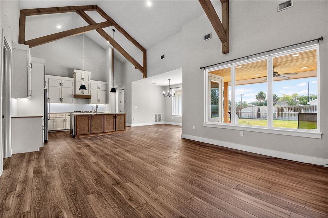 701 South Metz St Property Photo 11